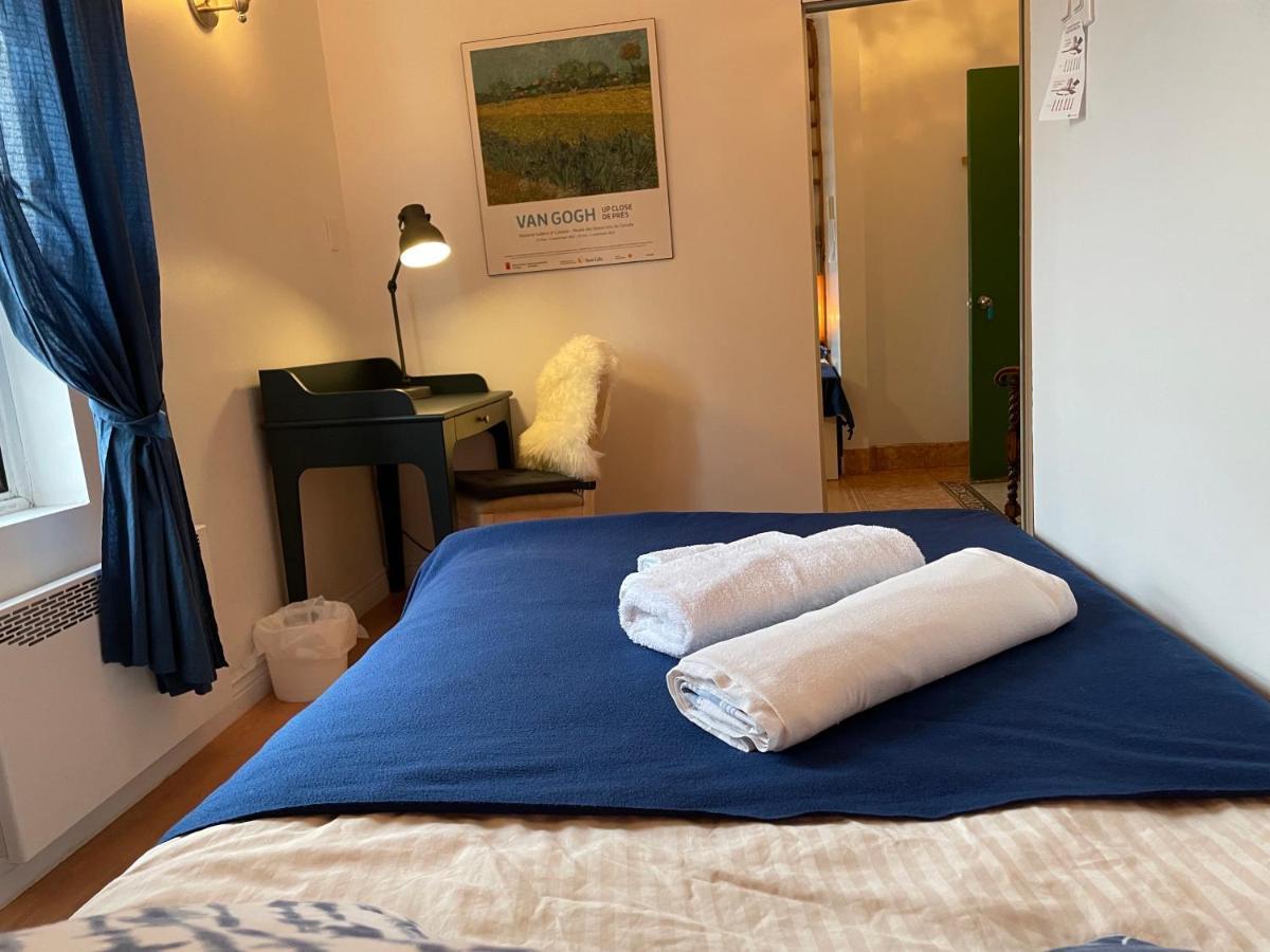 Chambres El Mediterraneo Rooms Монреал Екстериор снимка